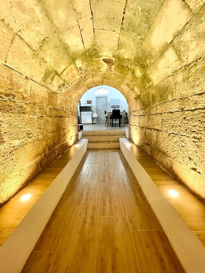 Villa Nunzia Con Piscina, Sauna E Idromassaggio. Floridia Dış mekan fotoğraf