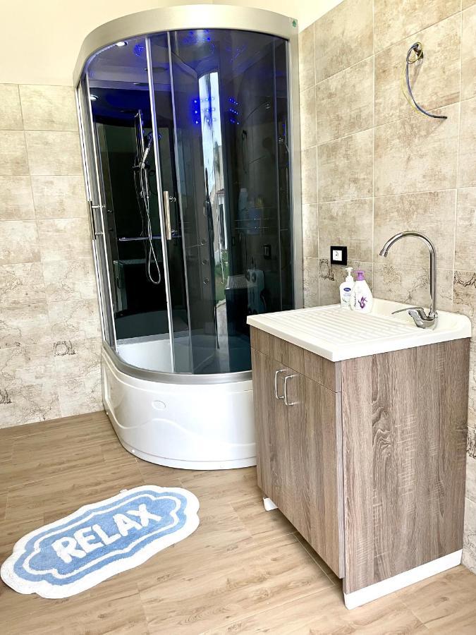 Villa Nunzia Con Piscina, Sauna E Idromassaggio. Floridia Dış mekan fotoğraf