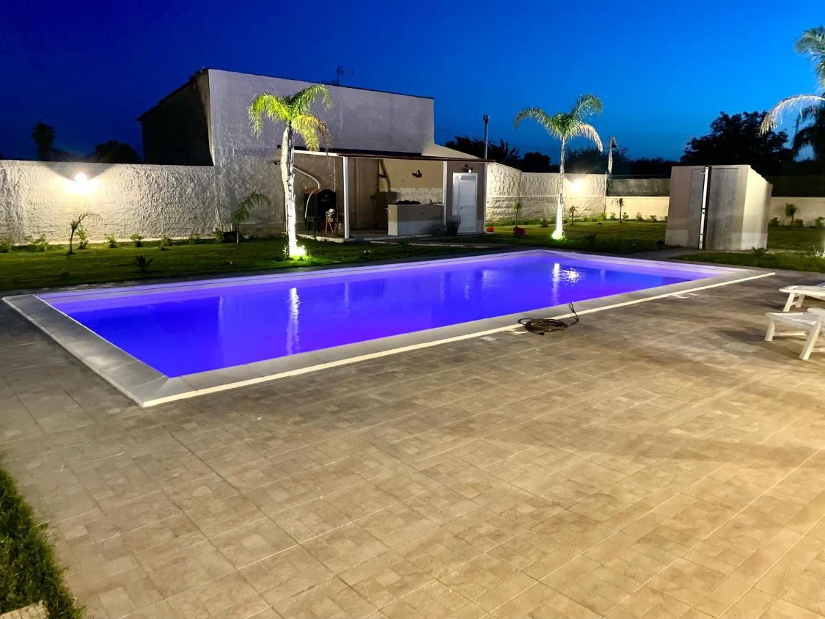 Villa Nunzia Con Piscina, Sauna E Idromassaggio. Floridia Dış mekan fotoğraf